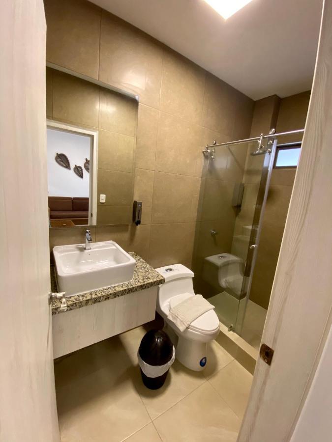 Hotel Vistalmar Manta Pokoj fotografie